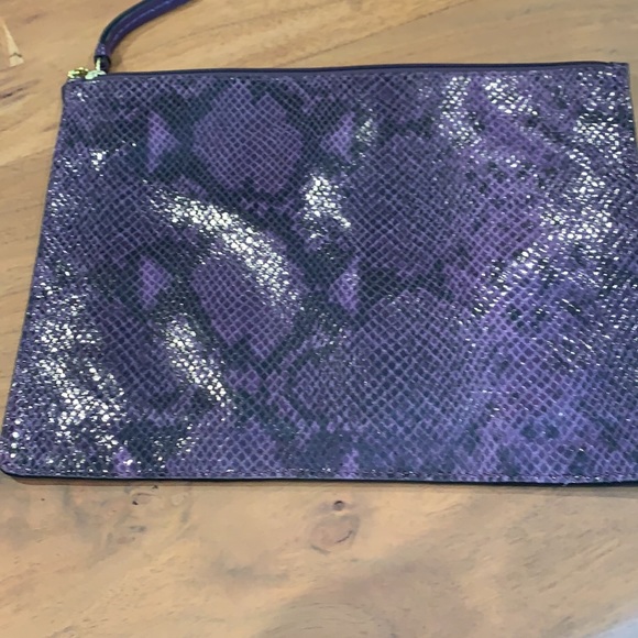 Coach purple leather embossed snakeskin clutch - Picture 5 of 5